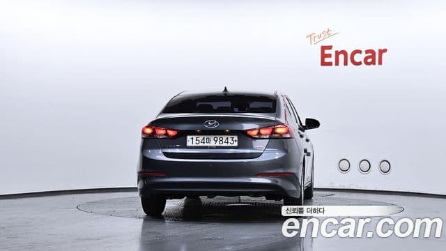 Hyundai Avante AD 4