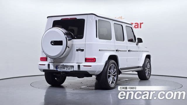 Mercedes-Benz G-Class W465 2