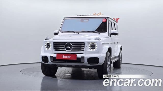 Mercedes-Benz G-Class W465 3