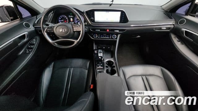 Hyundai Sonata (DN8) 4