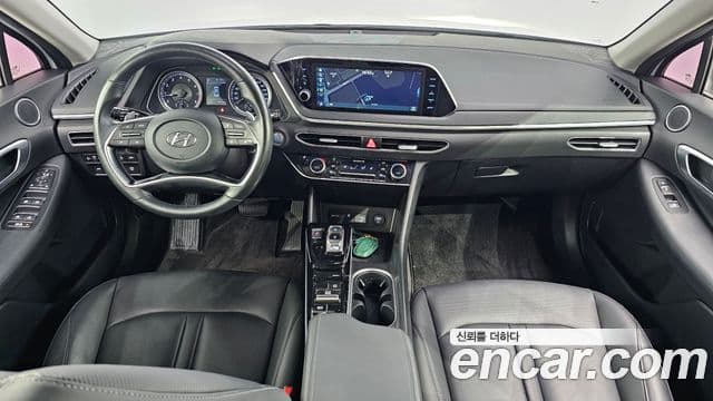 Hyundai Sonata (DN8) 4
