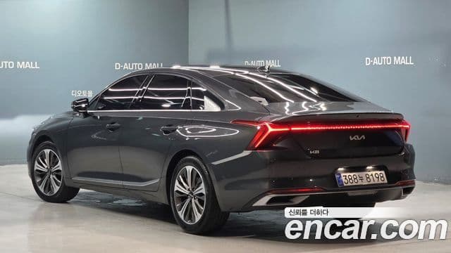 Kia K8 3