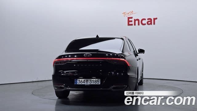 Hyundai The New Grandeur IG Hybrid 3