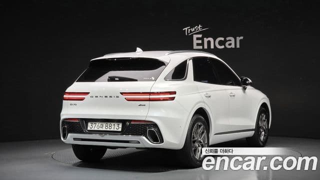 Genesis GV70 2