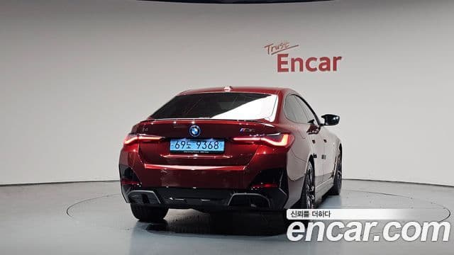 BMW i4 3