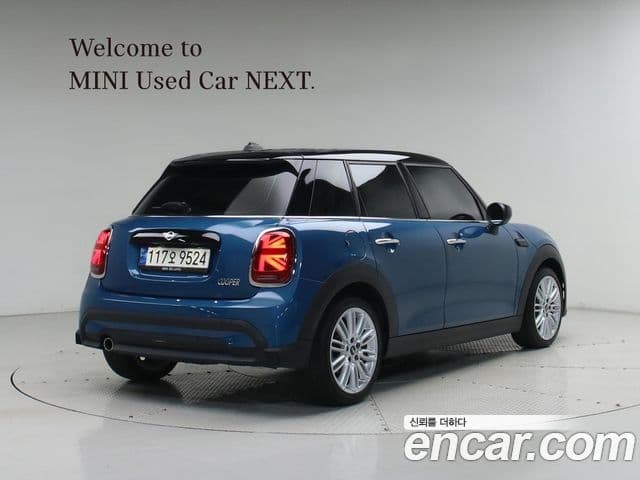 MINI Cooper 4