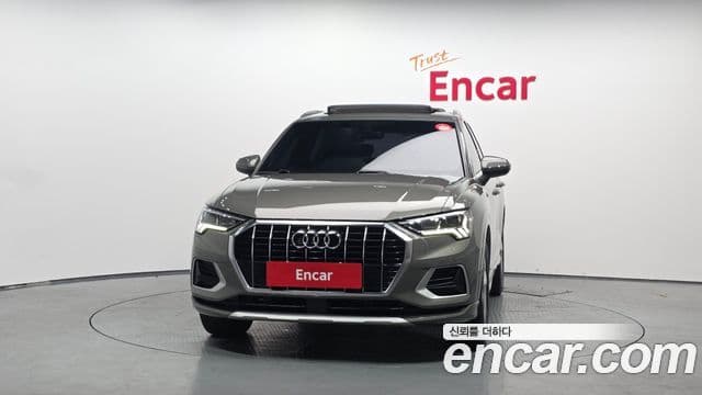 Audi Q3 (F3) 2