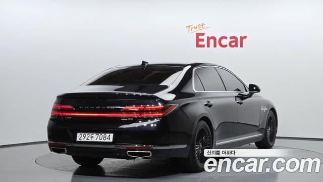 Genesis G90 2