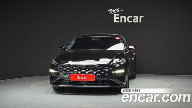 Kia K8 Hybrid 2