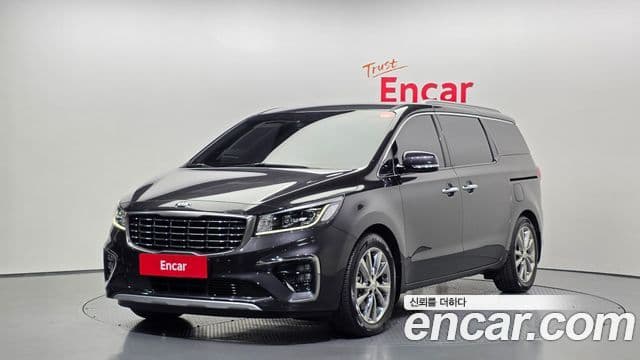 Kia The New Carnival — 1