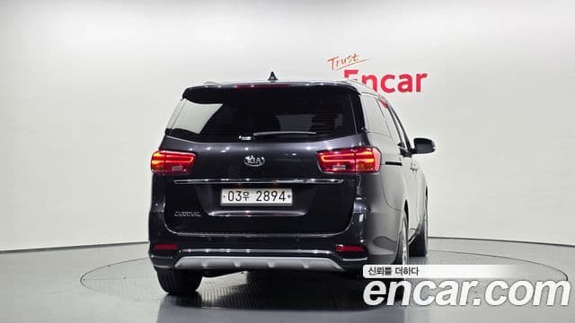 Kia The New Carnival 3