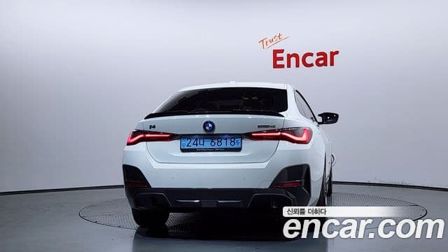 BMW i4 4