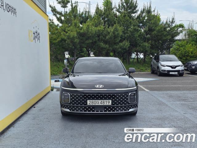 Hyundai Grandeur Hybrid (GN7) 2