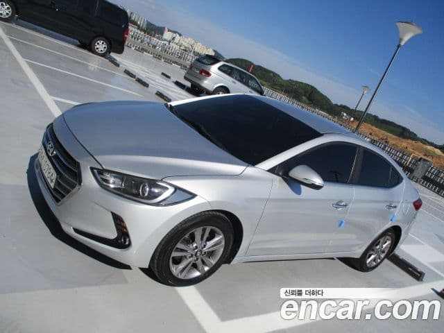 Hyundai Avante AD 2