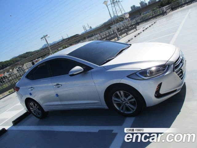 Hyundai Avante AD 3