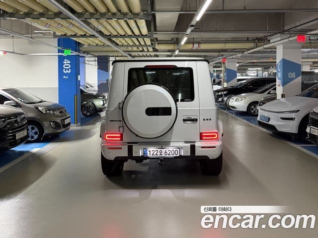 Mercedes-Benz G-Class W465 3