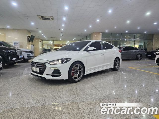 Hyundai Avante AD 1