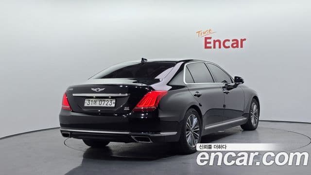 Genesis EQ900 2