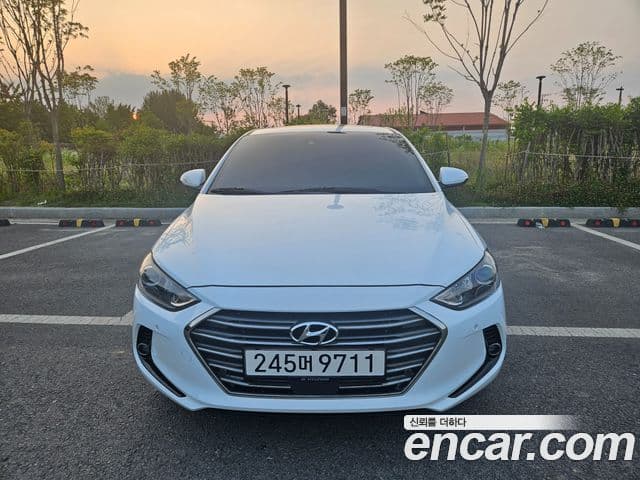 Hyundai Avante AD 2