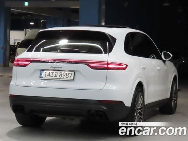 Porsche Cayenne (PO536) 2