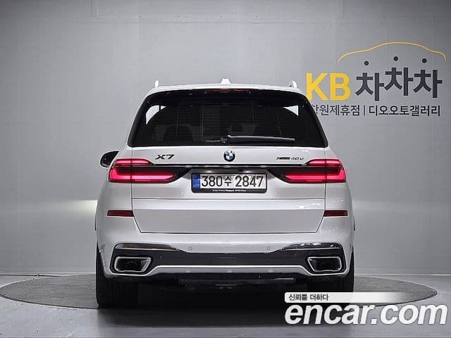 BMW X7 (G07) 3