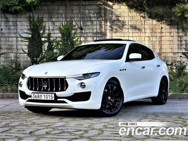 Maserati Levante 1