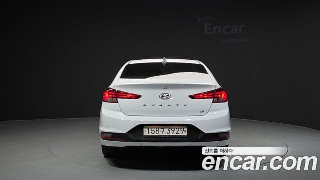 Hyundai The New Avante AD 4
