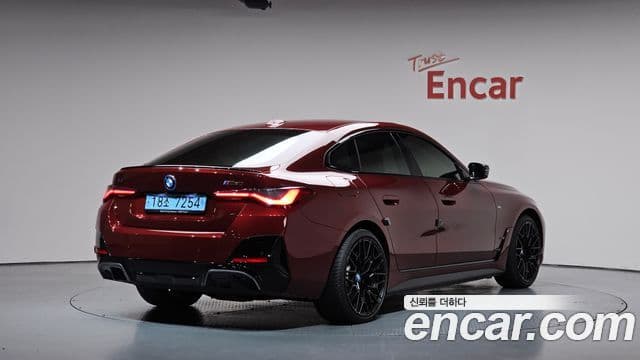 BMW i4 2