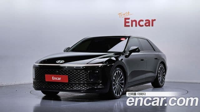 Hyundai Grandeur (GN7) 1