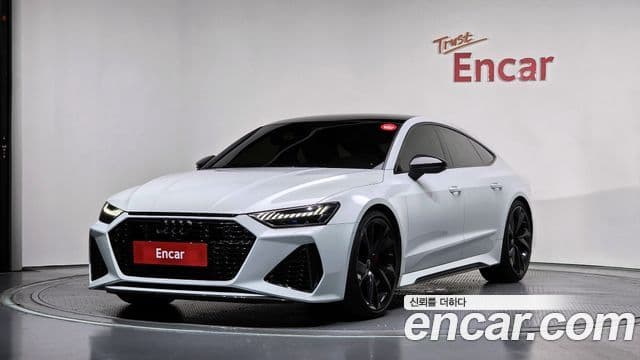 Audi RS7 (4K)