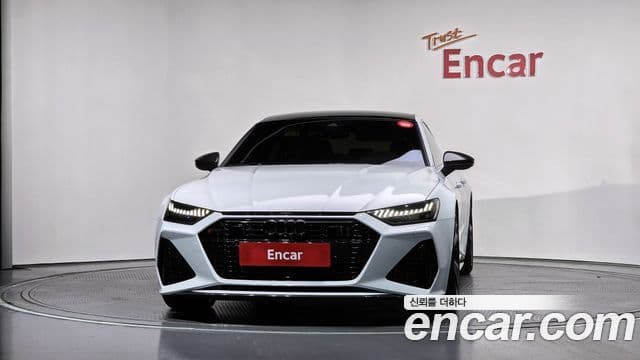 Audi RS7 (4K) 2
