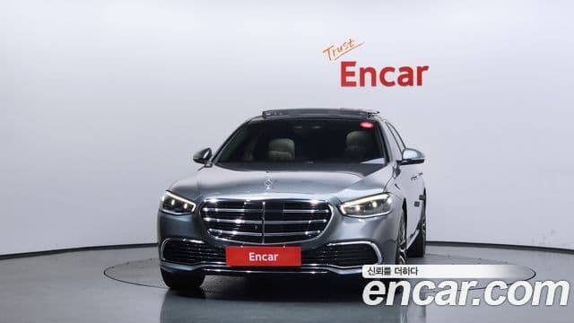 Mercedes-Benz S-Class W223 3