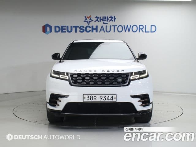 Land Rover Range Rover Velar 3