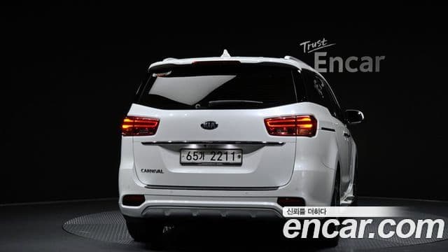 Kia The New Carnival 3