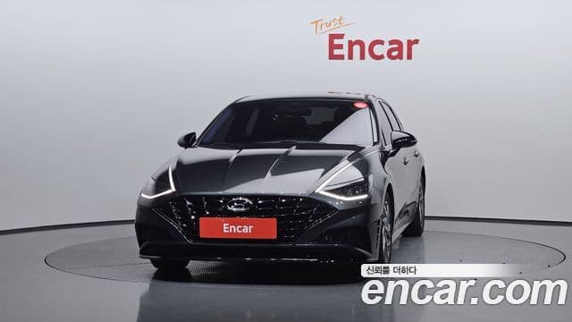 Hyundai Sonata (DN8) 2
