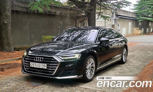 Audi A8 (D5) 2