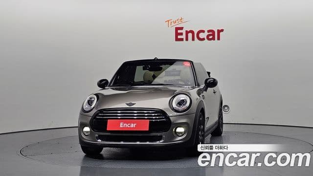 MINI Cooper Convertible 3