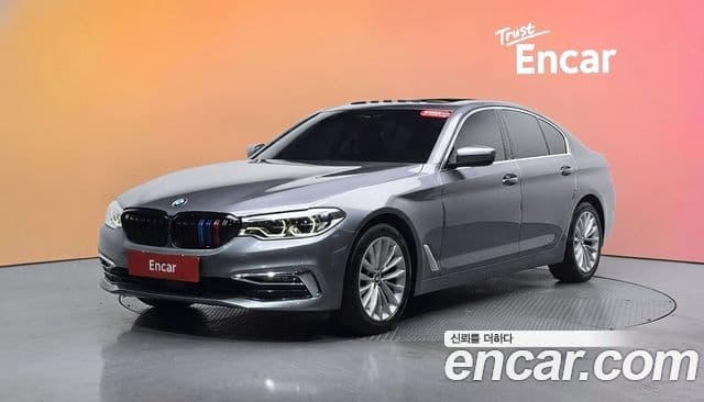 BMW 5 Series (G30) 1