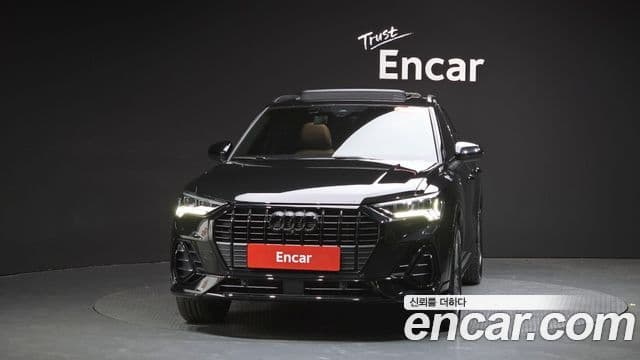 Audi Q3 (F3) 2