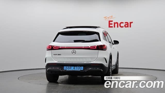 Mercedes-Benz EQA H243 3