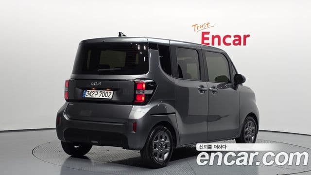 Kia The New Kia Ray 2