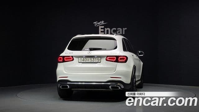 Mercedes-Benz GLC-Class X253 4