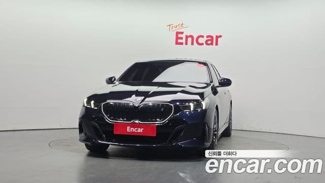 BMW i5 (G60) 3