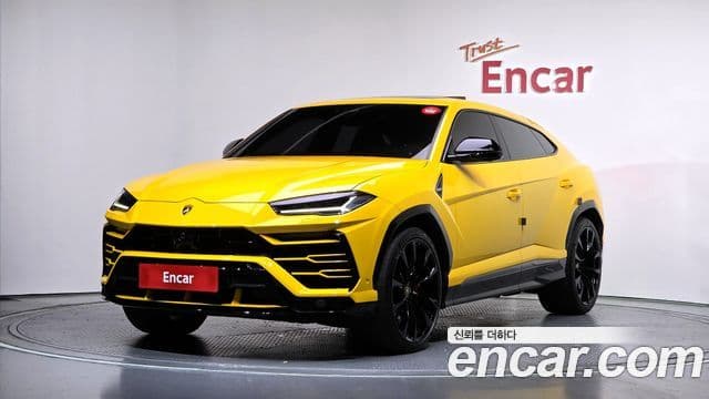 Lamborghini Urus 1