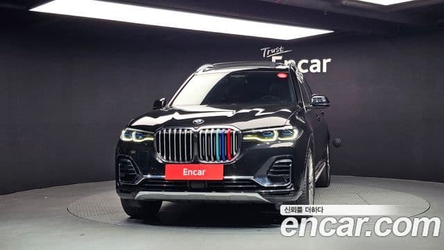 BMW X7 (G07) 3