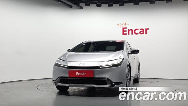 Toyota Prius 5th Gen 2