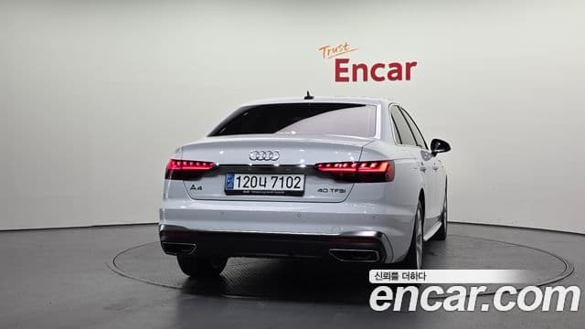 Audi A4 (B9) 3