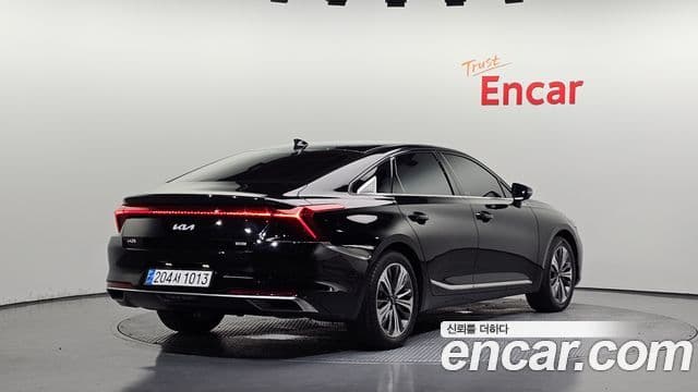 Kia K8 Hybrid 2