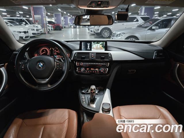 BMW 4 Series (F32) 4