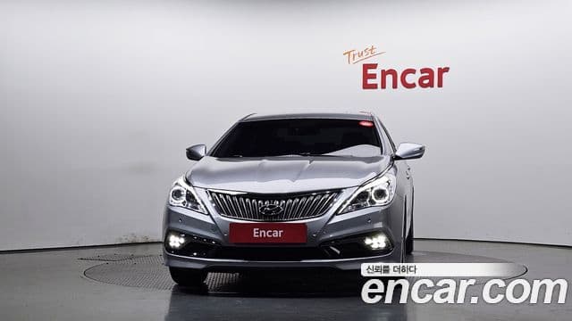 Hyundai Grandeur HG 3